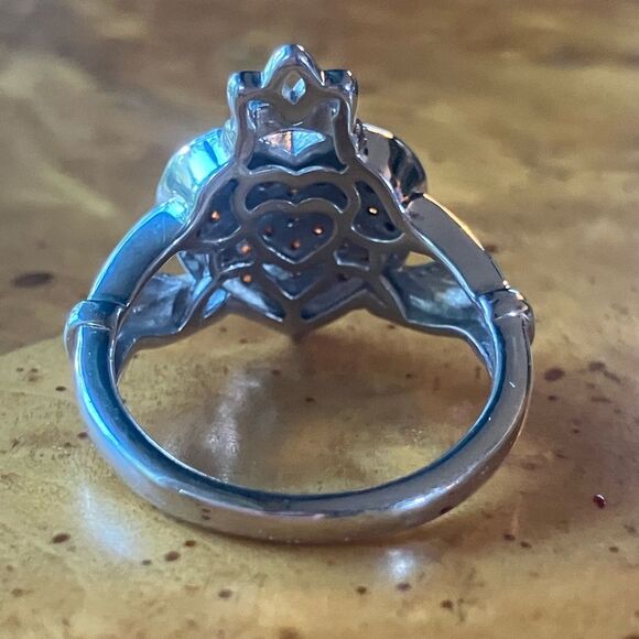 Natural Red Garnet Sterling Silver Claddagh Ring Size 7 - Picture 5 of 9